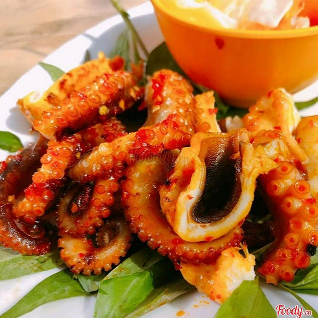 bach-tuoc-nuong-muoi-ot