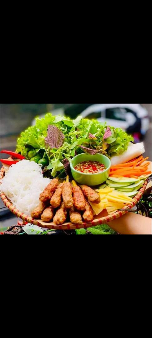 nem-lui-hue-xuat-nho