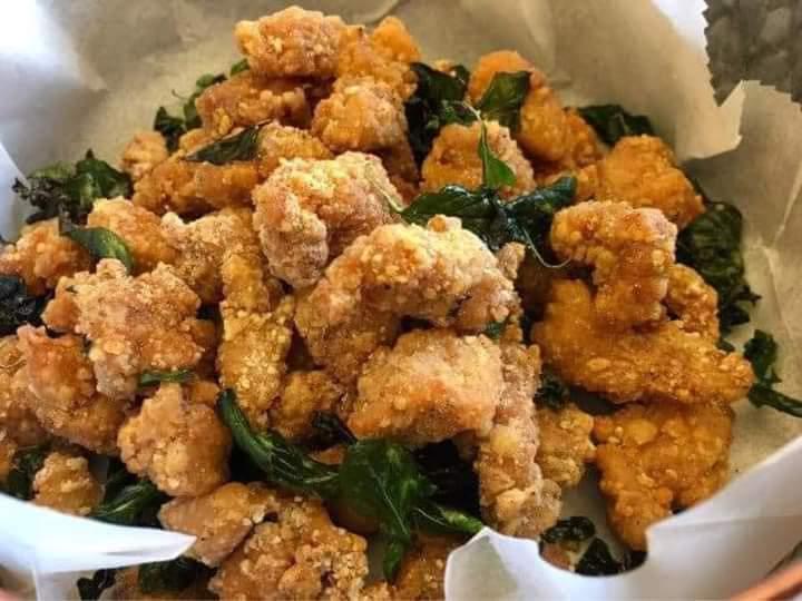 ga-vien-chien-la-hung-que