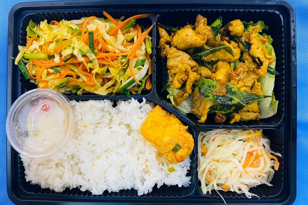 com-thit-nuong-la-mac-mat