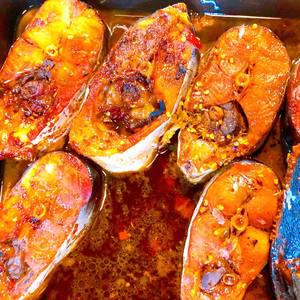 com-ca-hu-kho-hanh-tieu