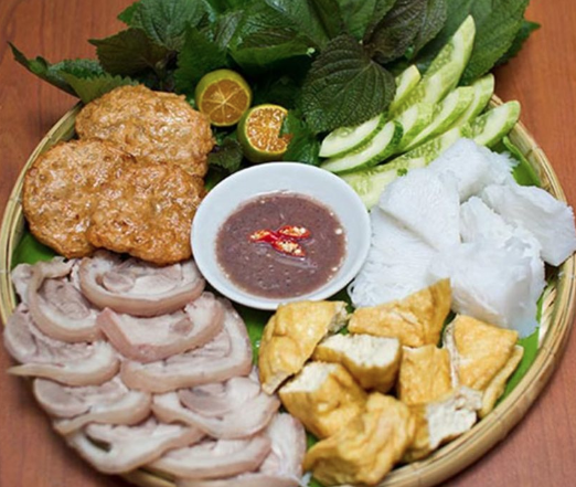 co-dung-bun-au-banh-trang-cuon-a-nang