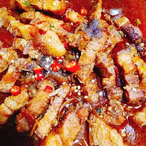 com-thit-ba-roi-kho-tieu