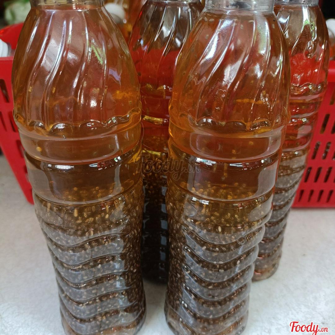 nuoc-sam-hat-chia-long-nhan