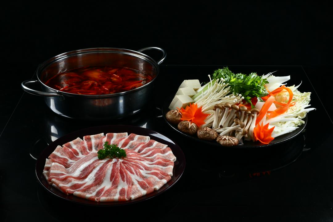 kimuchi-nabe-lau-kim-chi-thit-ba-roi-khong-kem-mi