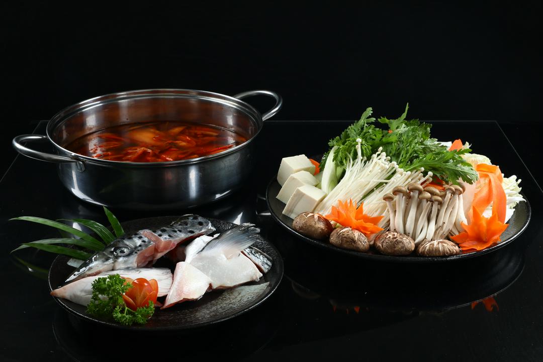 sake-kama-nabe-lau-au-ca-hoi-khong-kem-mi
