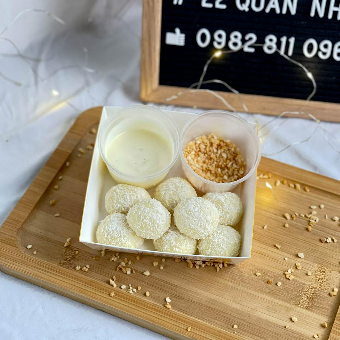 banh-mochi-cham-kem-sua-vi-com-dua