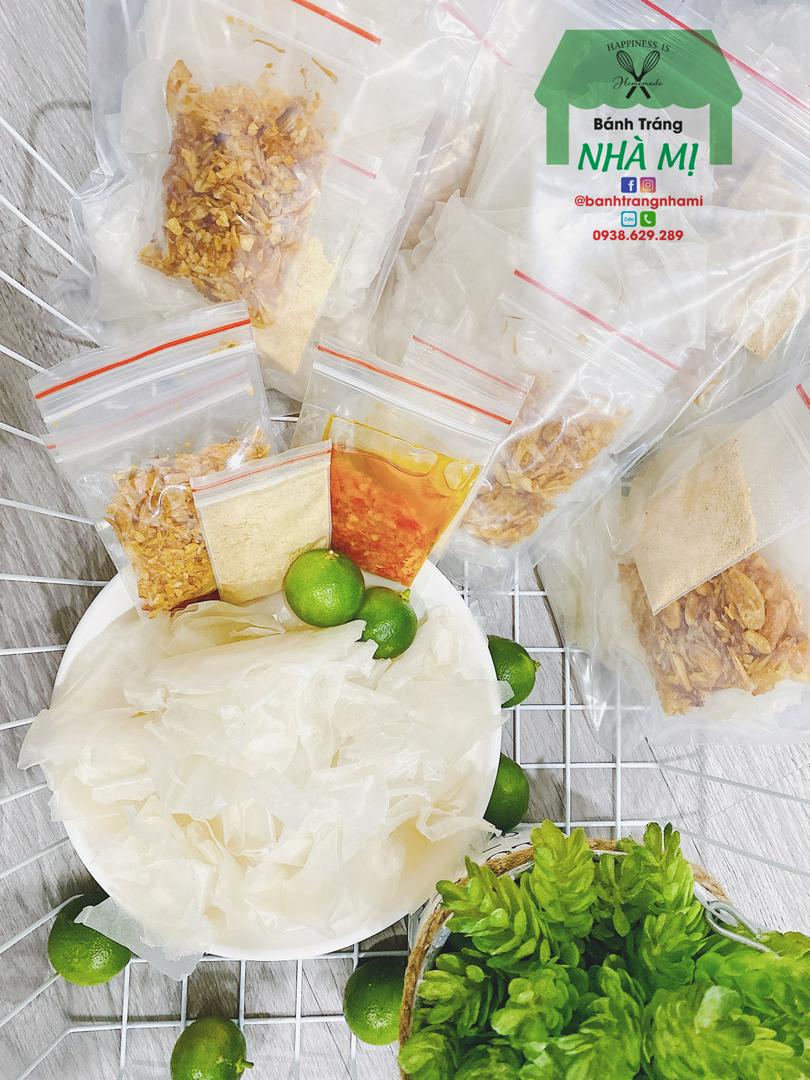 banh-trang-soi-deo-full-topping