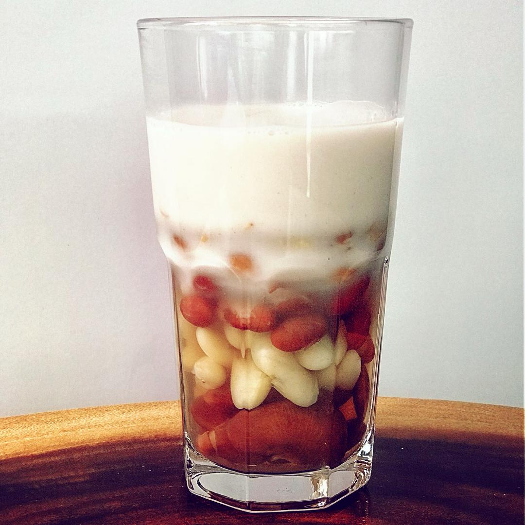 che-au-tuoi-an-kem-cot-dua