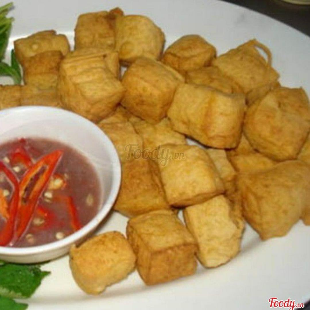 au-hu-chien-gion-1-phan