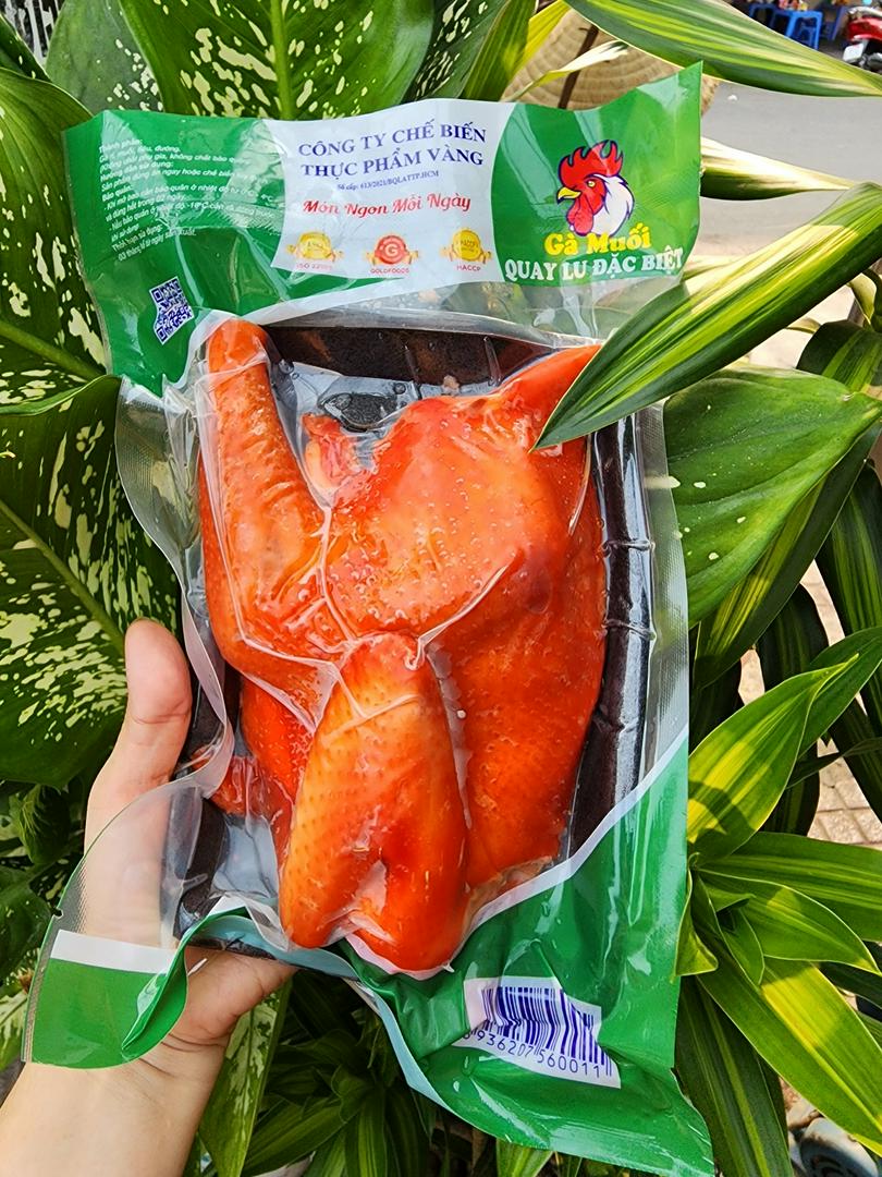 ga-u-muoi-quay-lu-1-2-con