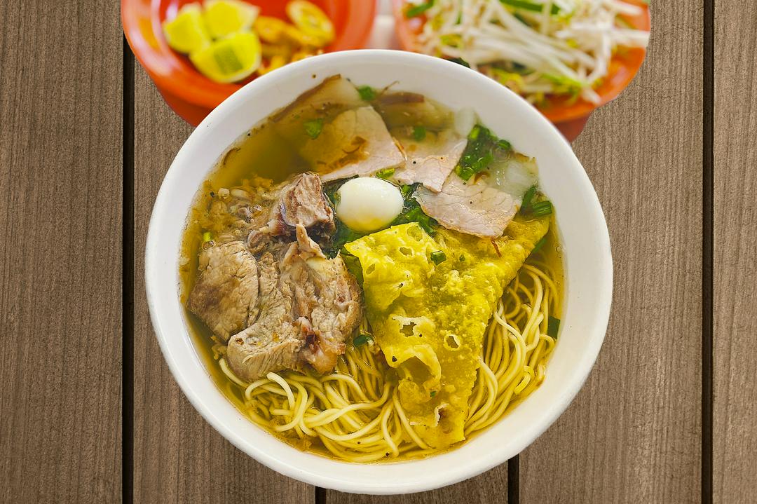 hu-tieu-mi-tuoi-nuoc-ko-xuong-ko-gio