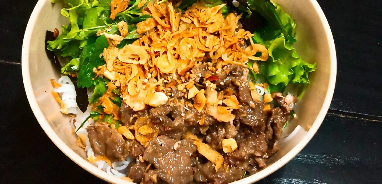 bun-bo-tron-ha-noi-hoa-lam