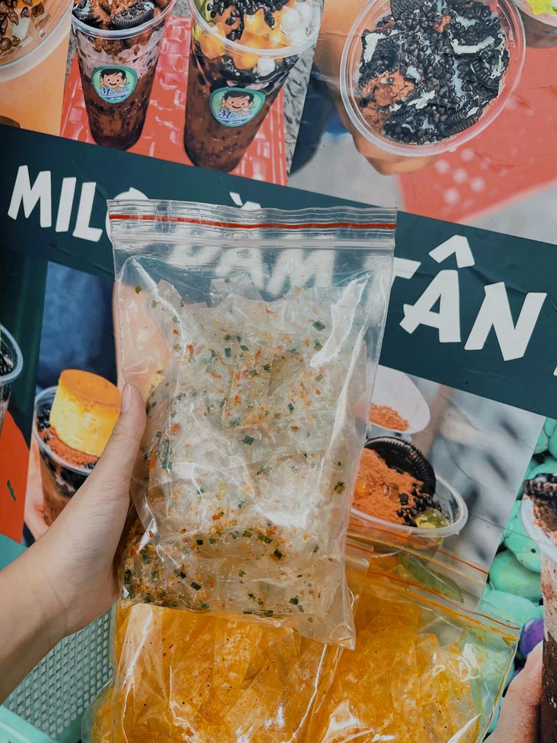 banh-trang-muoi-hanh-kem-tac