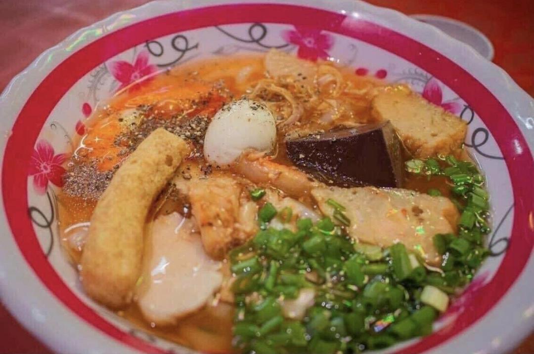 banh-canh-cua-thap-cam