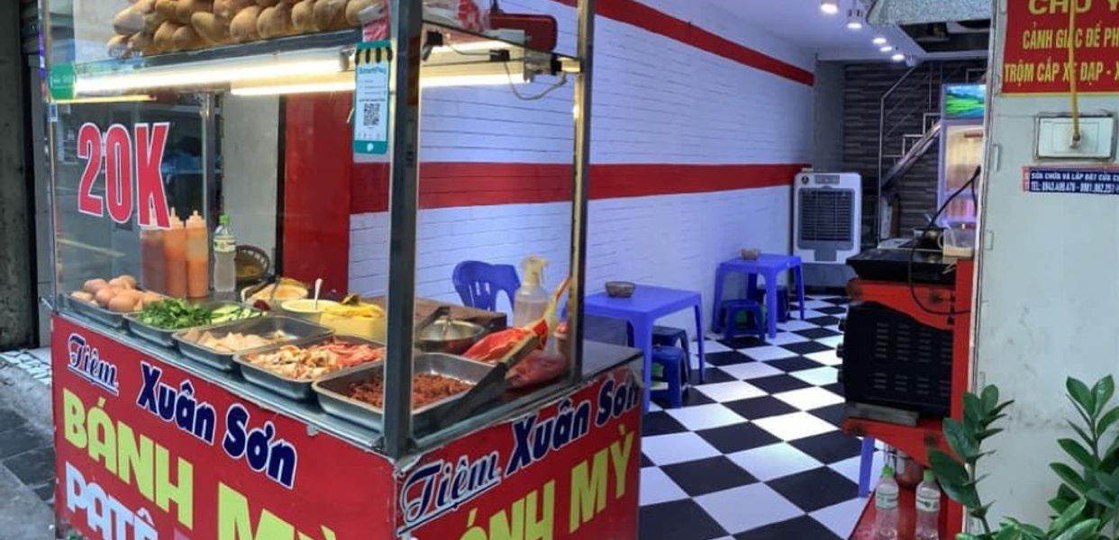 xuan-son-banh-mi-pate-ngon-hong-mai