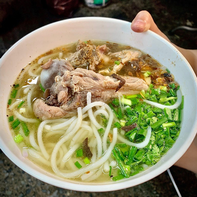 banh-canh-gao-tom-trung-cut