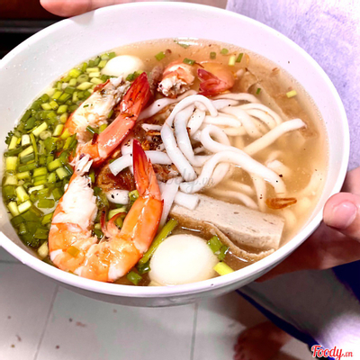 banh-canh-bot-sat-ay-u-co-suon-non