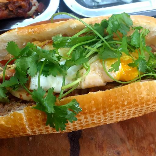 banh-mi-op-la-1-trung