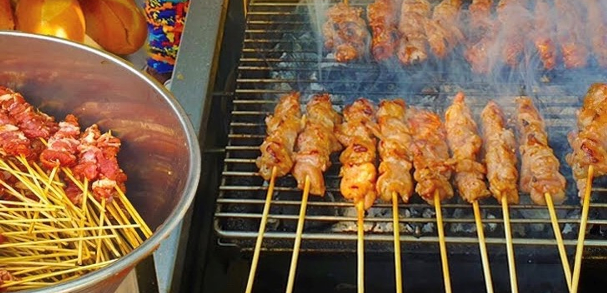 mai-trang-thit-xien-nuong-banh-mi-cac-loai-xuan-thuy