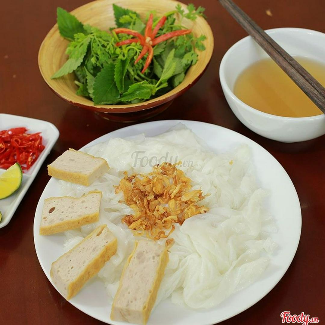 banh-cuon-muot-cha-ran
