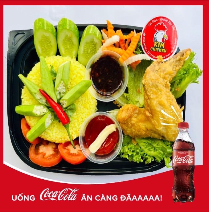 combo-com-canh-ga-coca-chai-tang-xien-que
