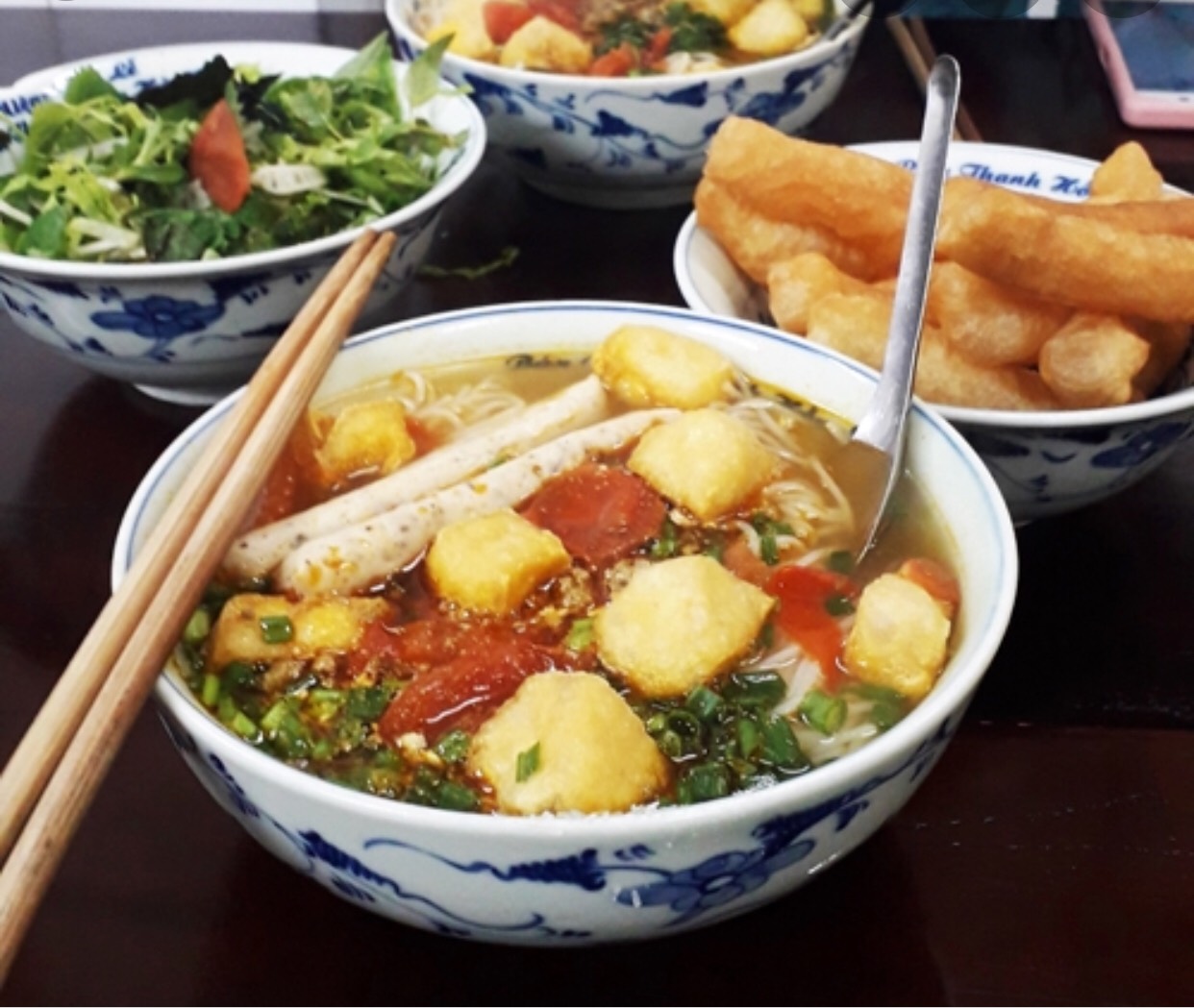 banh-a-rieu-cua-gio-au