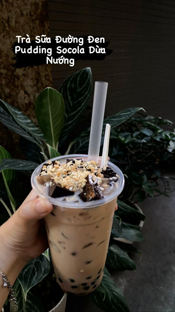 tra-sua-uong-en-pudding-dua-nuong