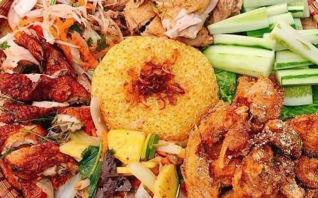 Gà-Mẹt,-Cơm-Gà-&-Lẩu---Nguyễn-Ngọc-Vũ