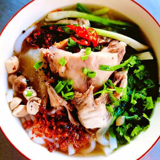 au-long-banh-canh-ca-loc