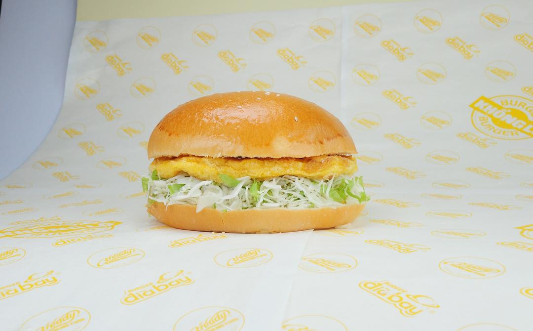 burger-khong-lo-trung-va-xuc-xich