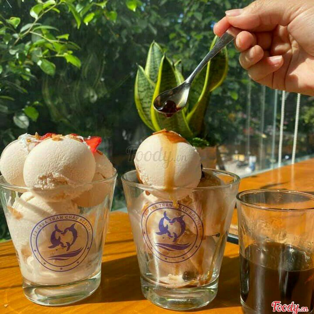 kem-tra-sua-tran-chau-uong-en