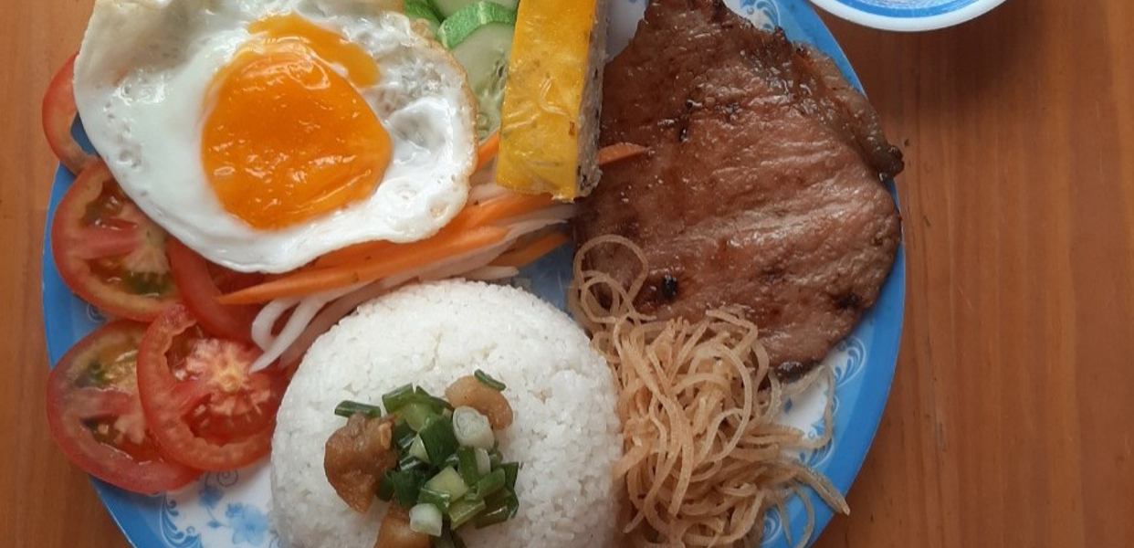 Cơm-Tấm-Anna---Cơm-Tấm-Sườn---Gà-Chiên-Nước-Mắm---Lê-Văn-Quới
