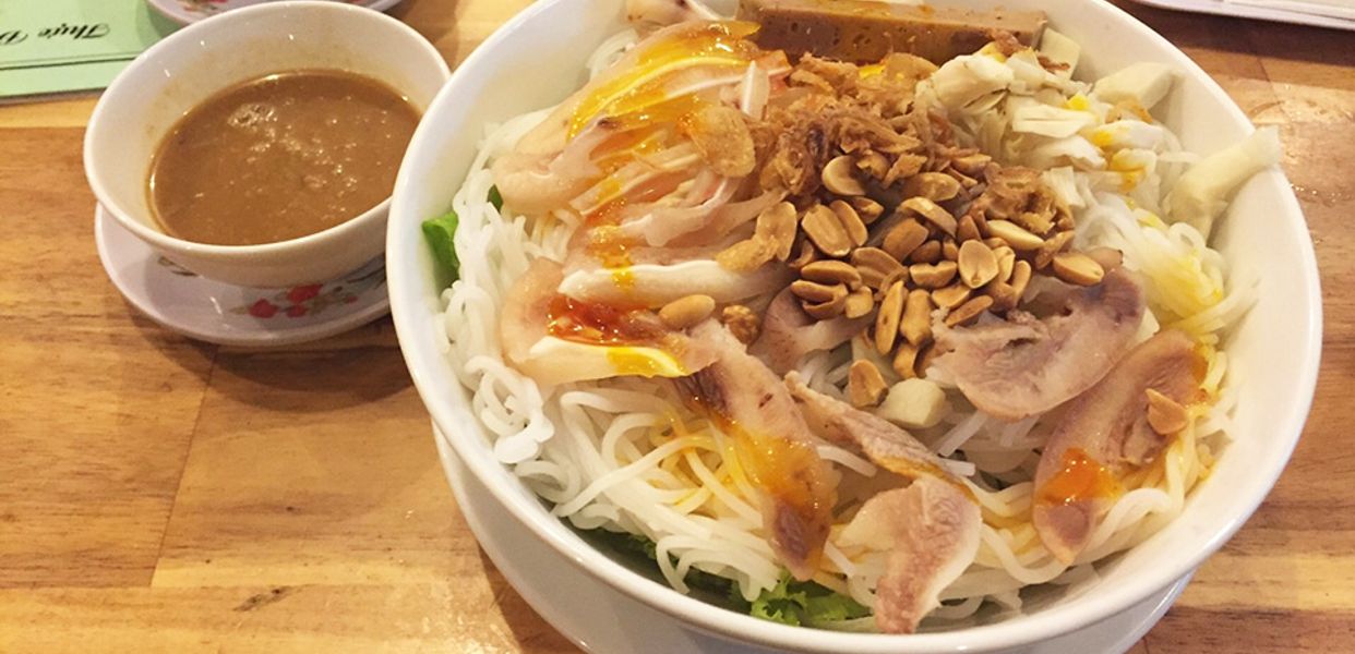 di-bay-bun-mam-nem-a-nang-bau-cat