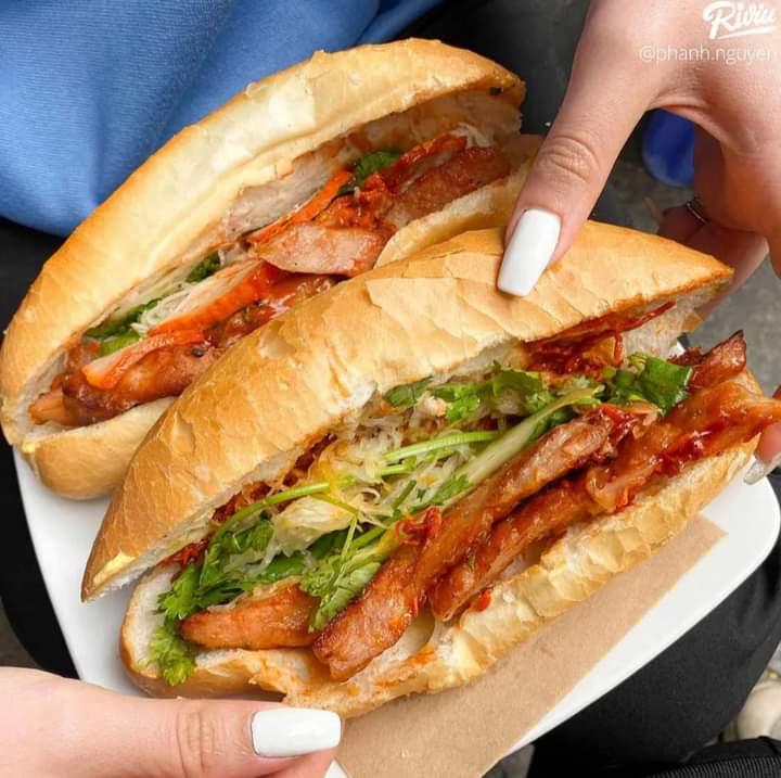 banh-mi-nem-nuong
