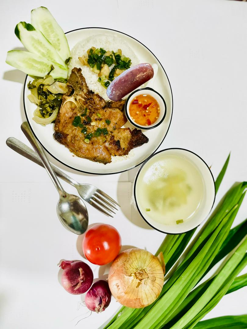 com-tam-suon-va-lap-xuong