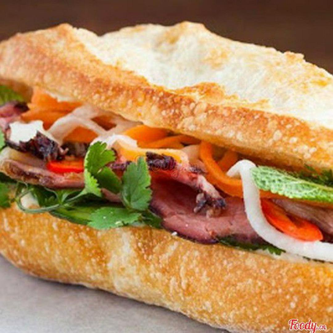 banh-mi-thit-nguoi-jambon