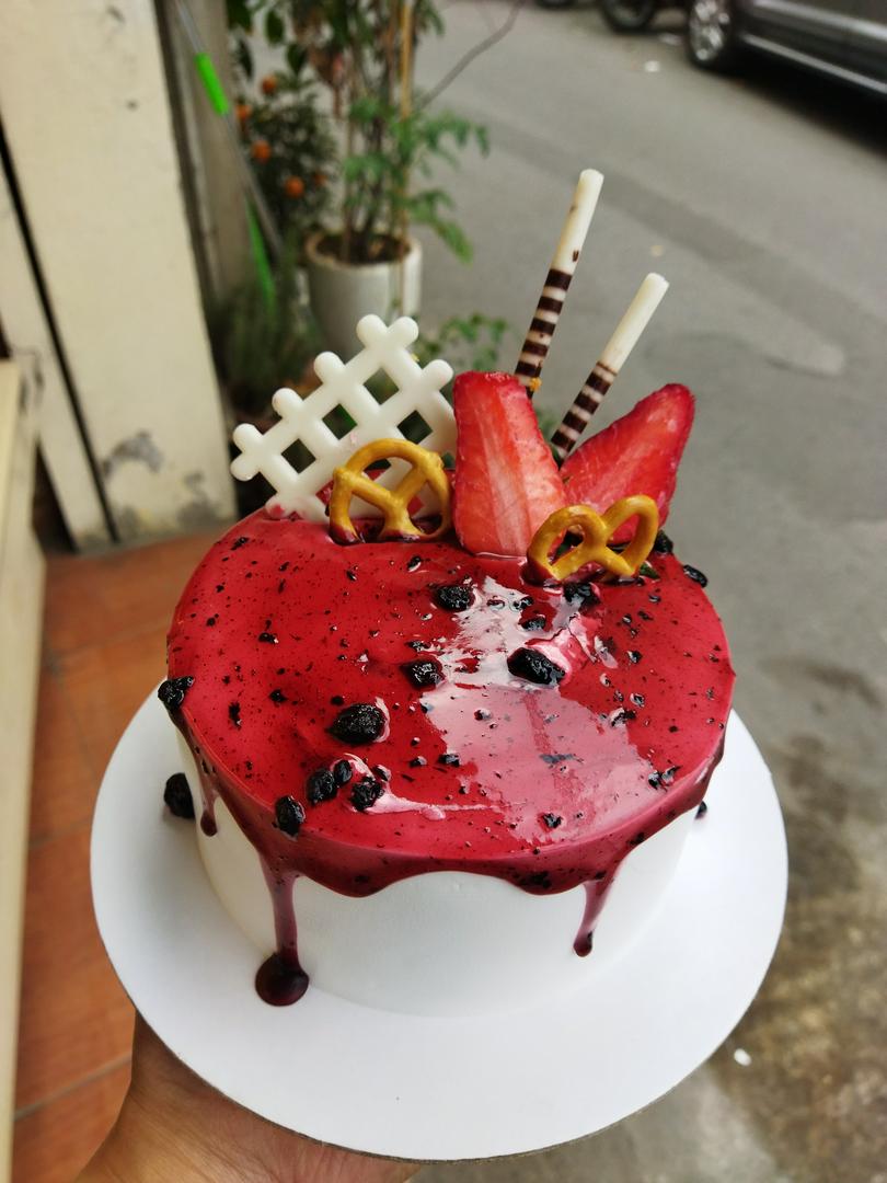 banh-nho-viet-quat-chay-dau-tay-theo-mua