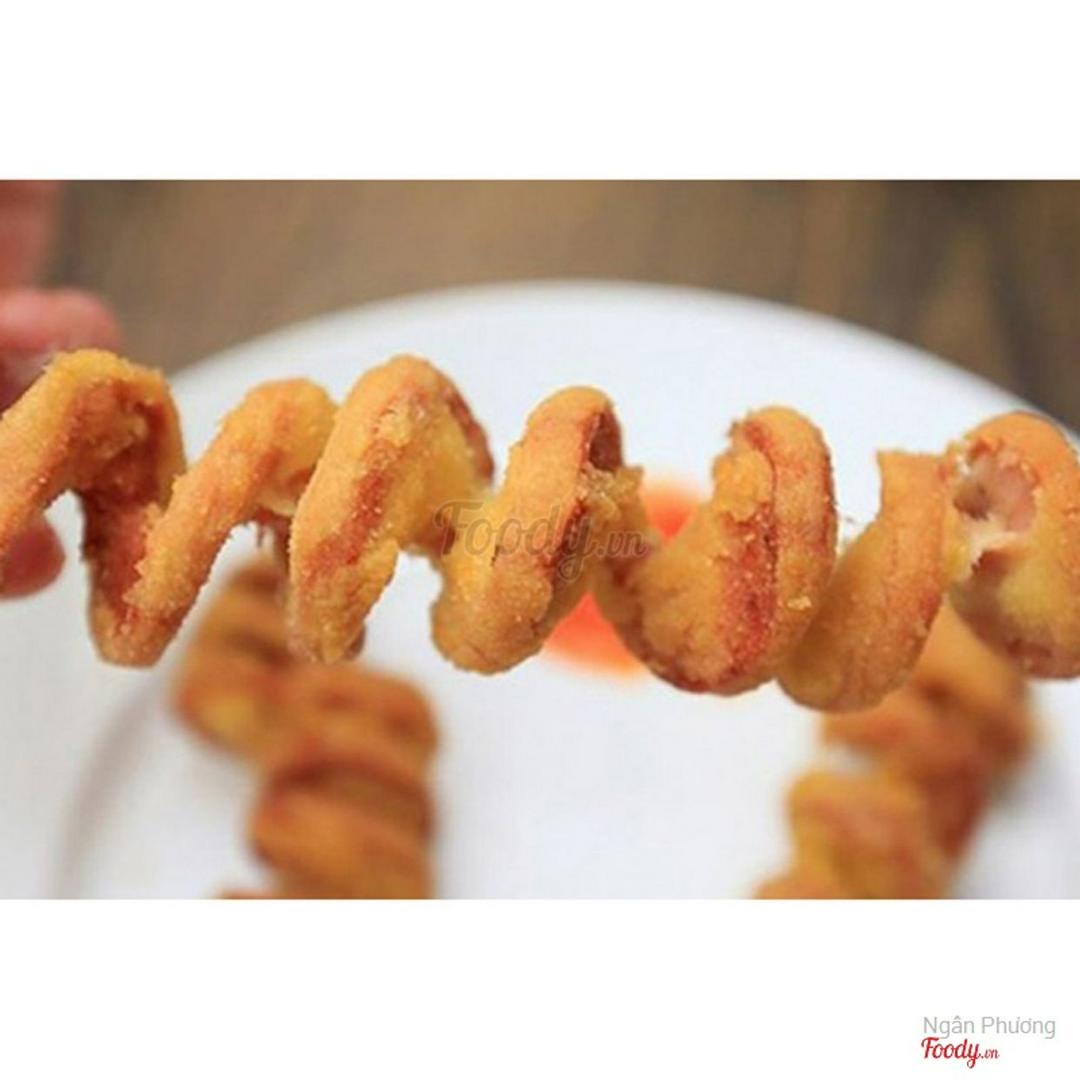 xuc-xich-loc-xoay-lac-phomai