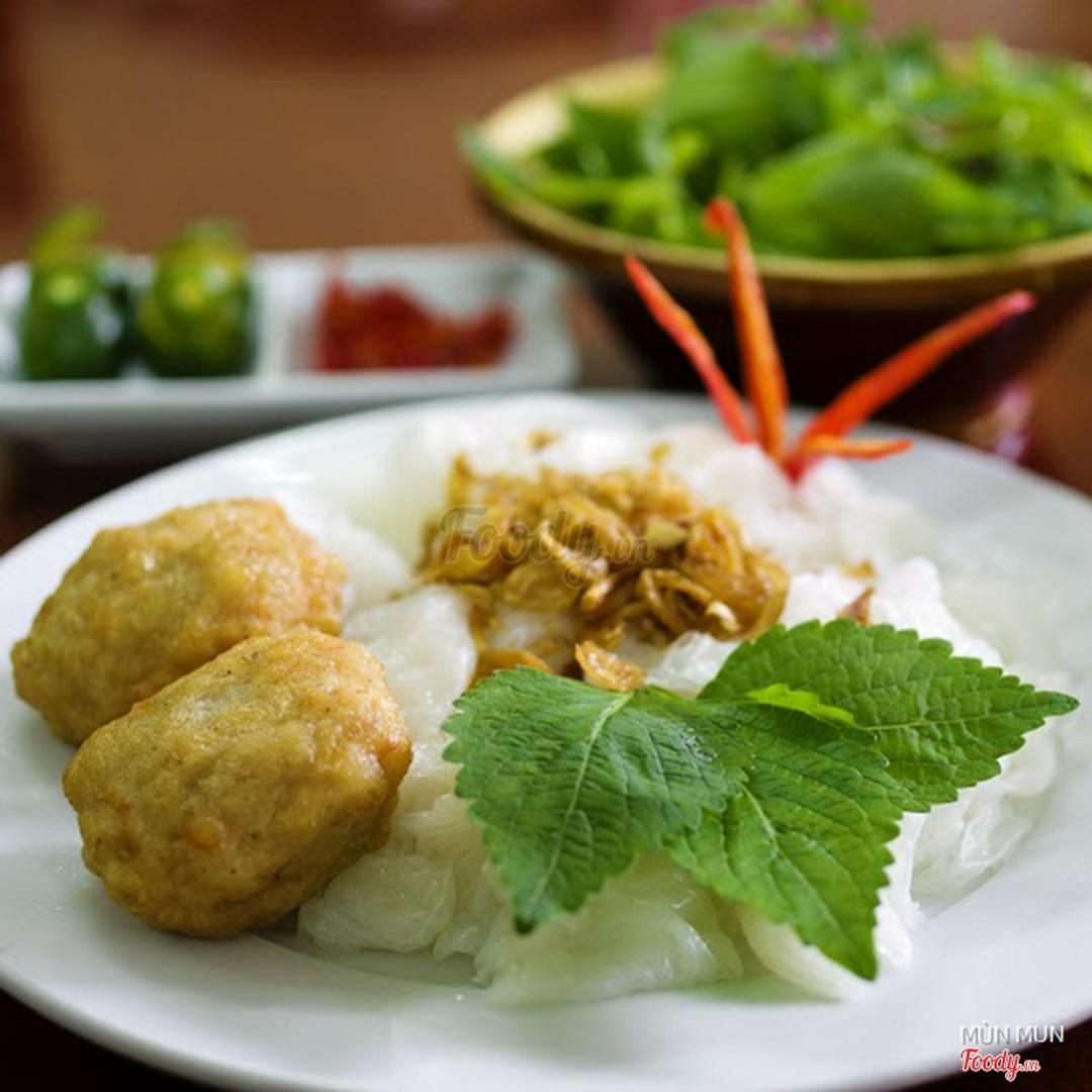 banh-cuon-muot-cha-tom