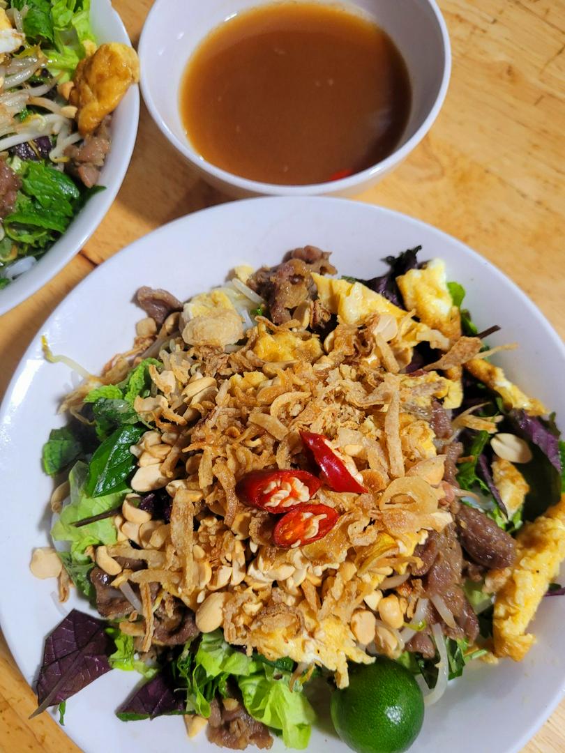 bun-bo-tron-nam-bo-sot-me-mon-moi