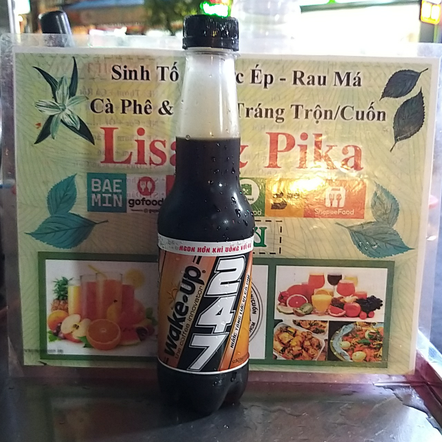 nuoc-wake-up-247-1-chai