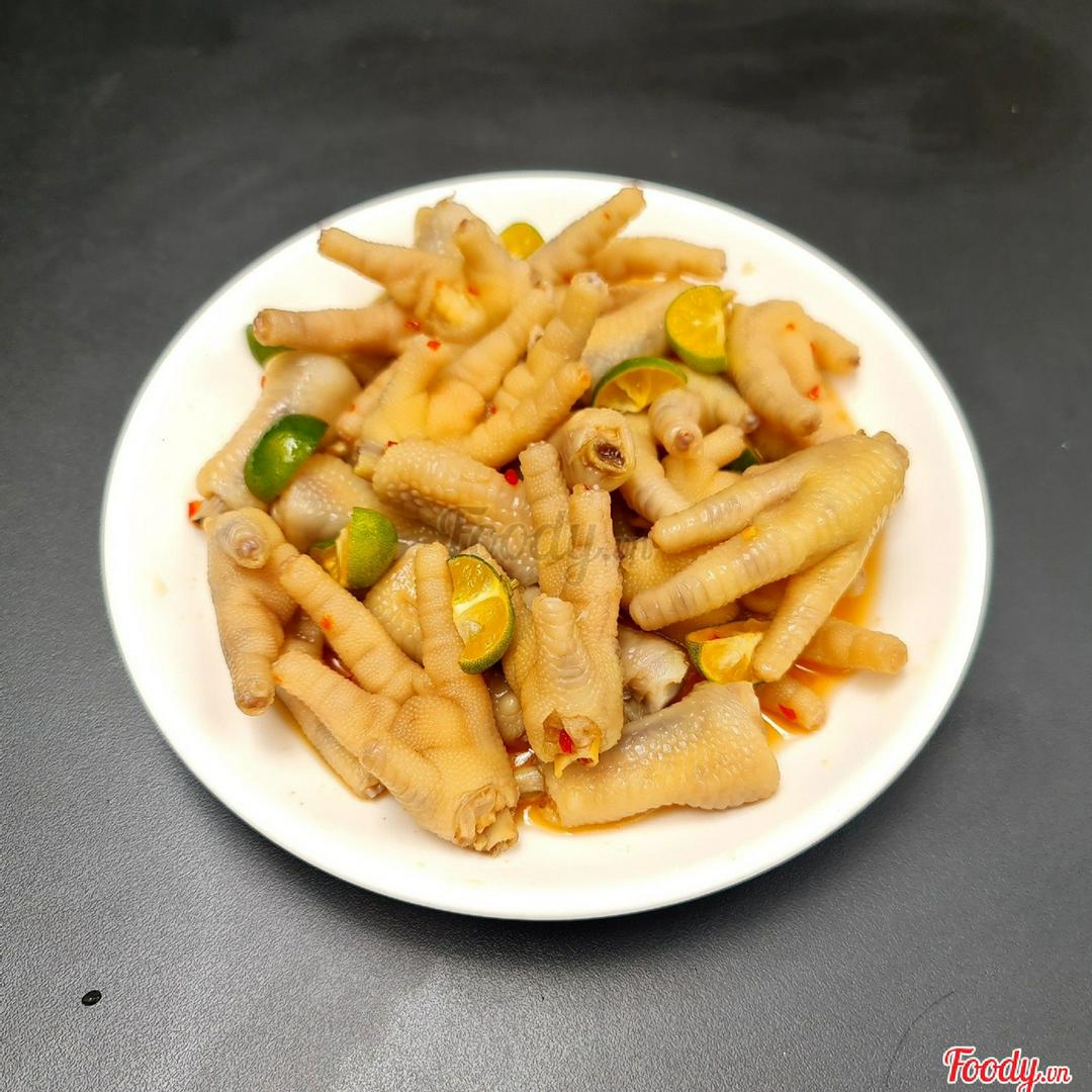 chan-ga-mam-tac-co-xuong