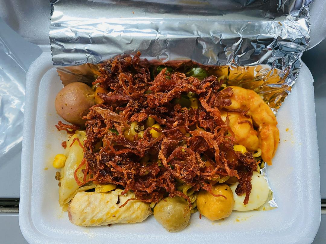 mi-tron-thap-cam-nhieu-mi-bo-kho