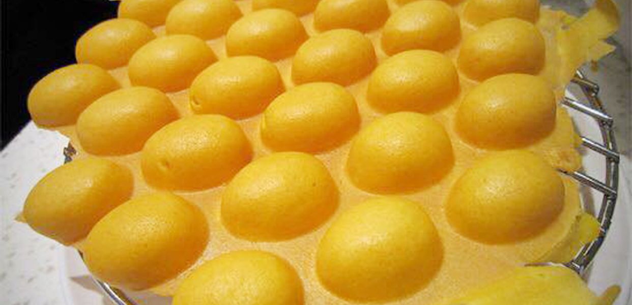 banh-trung-hongkong-suki-pham-the-hien