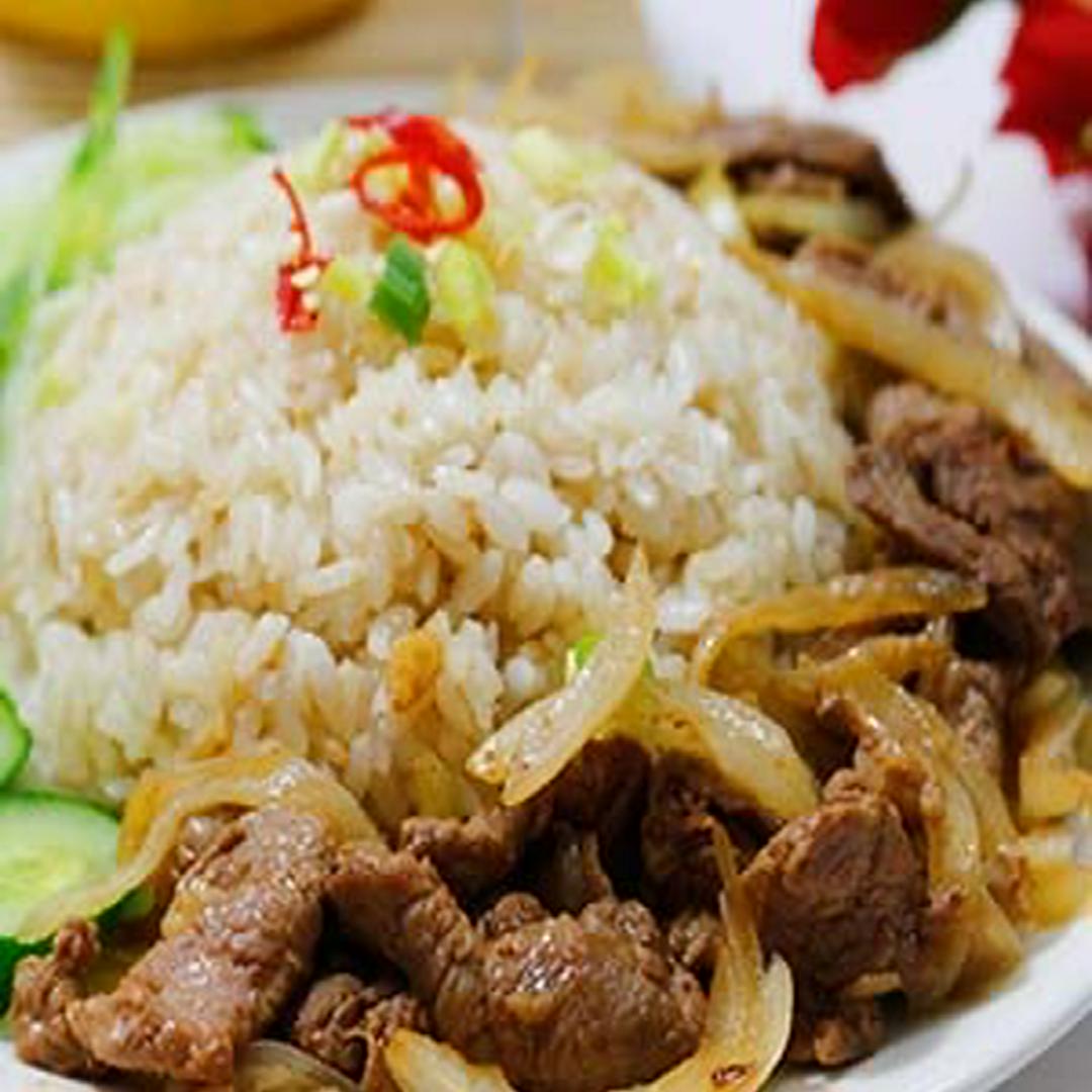 com-nong-bo-xao-sa-te