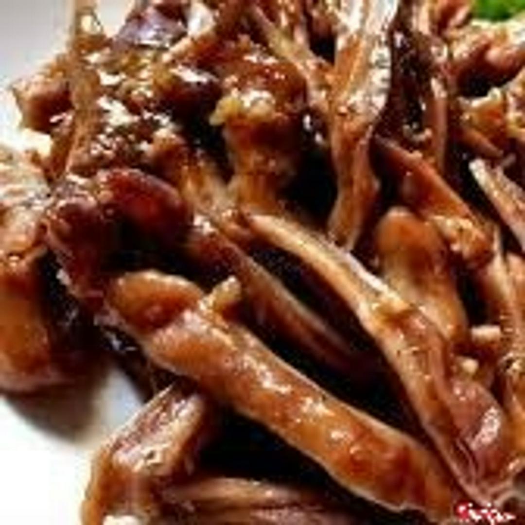 bao-tu-heo-khia-nuoc-dua