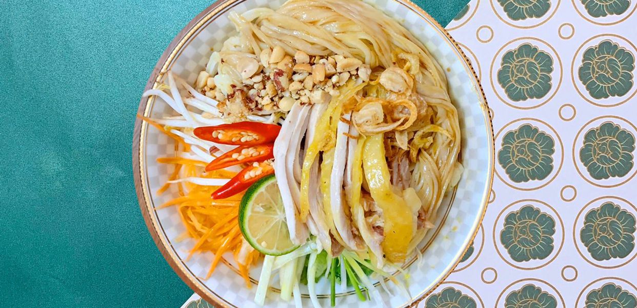 pho-hien-vinh-pho-nuoc-tron-bo-ga-hong-mai