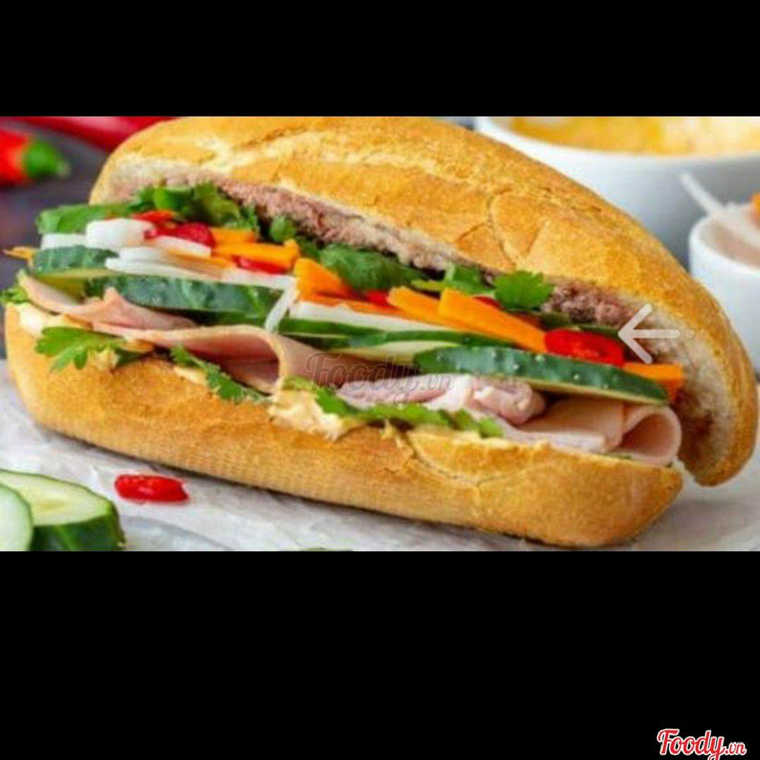 banh-mi-ca-sot-hop