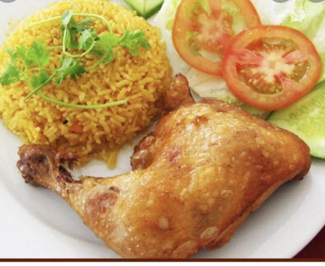 com-ga-goc-tu-ac-biet